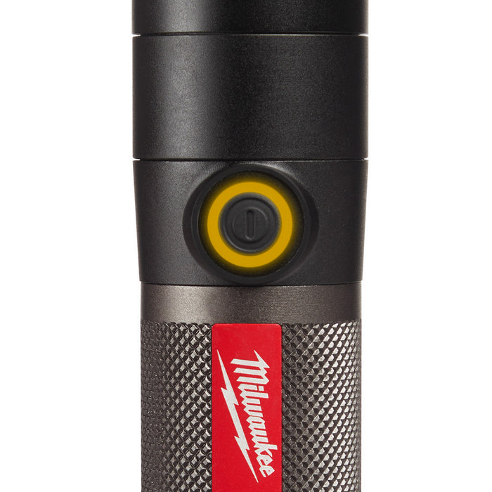 Lampe de poche compacte USB 800L