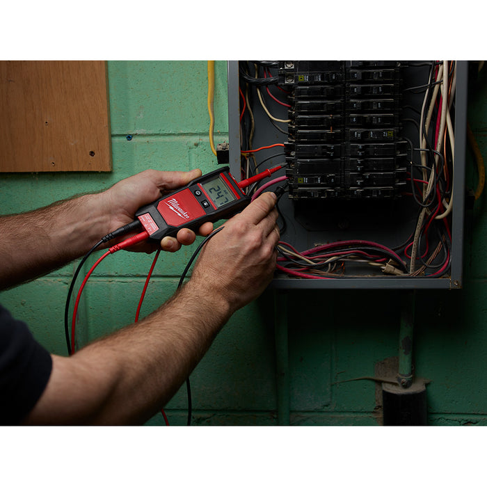 Multimètre pour voltage et résistance