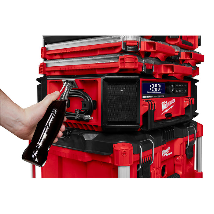 Radio M18 PACKOUT™