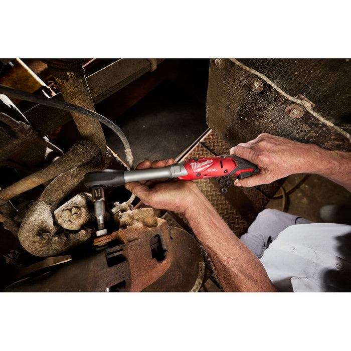 Clé à cliquet à longue portée 1/2" M12 FUEL Milwaukee - Outil seulement