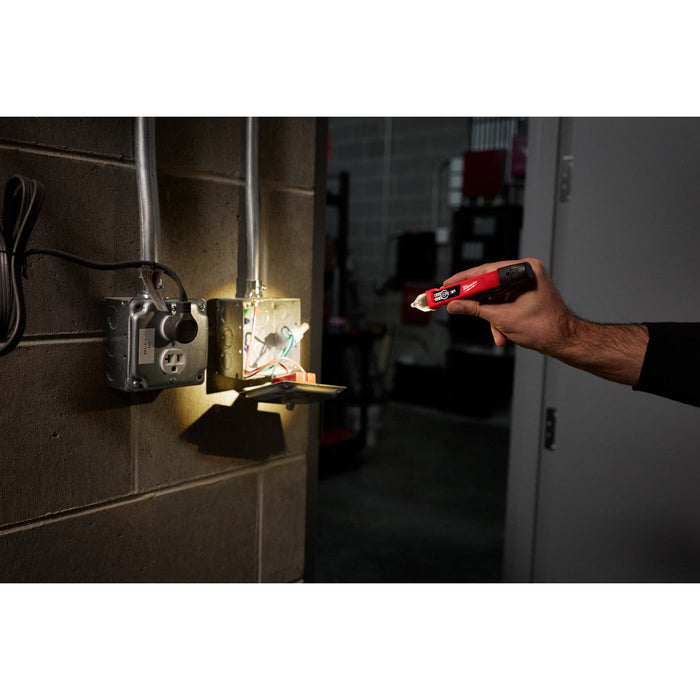 Détecteur de tension à double gamme 10V-49V et 50V-1000V Milwaukee