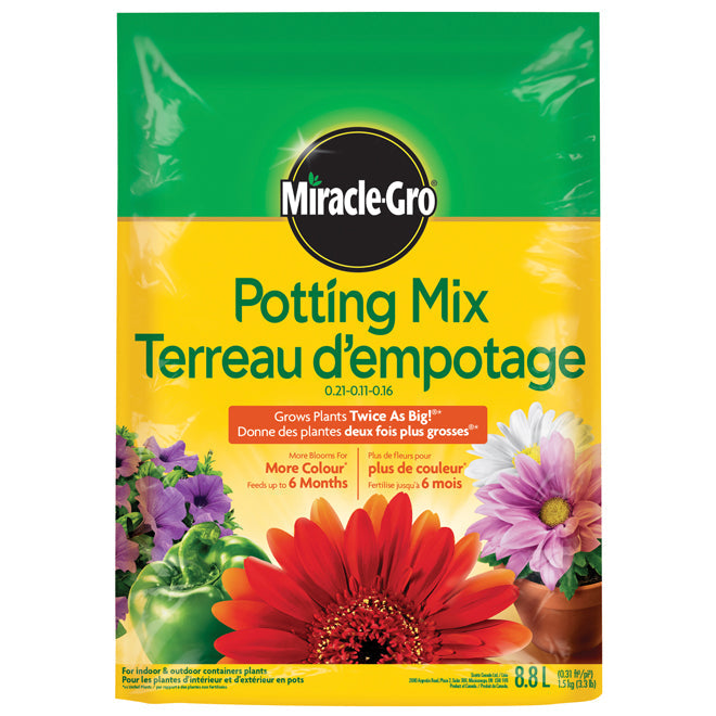 Terreau d'empotage enrichi d'engrais Miracle-Gro - 8.8 L