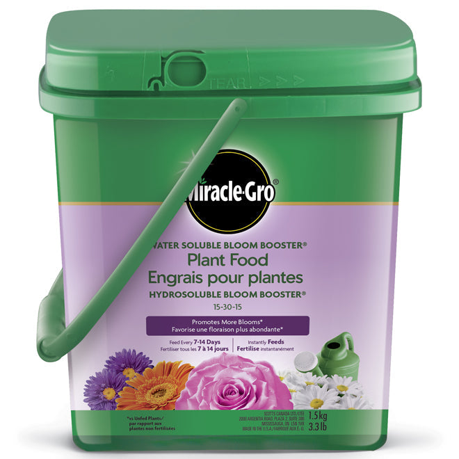 Engrais soluble pour plantes à fleurs Miracle-Gro 15-30-15 - 1.5 kg